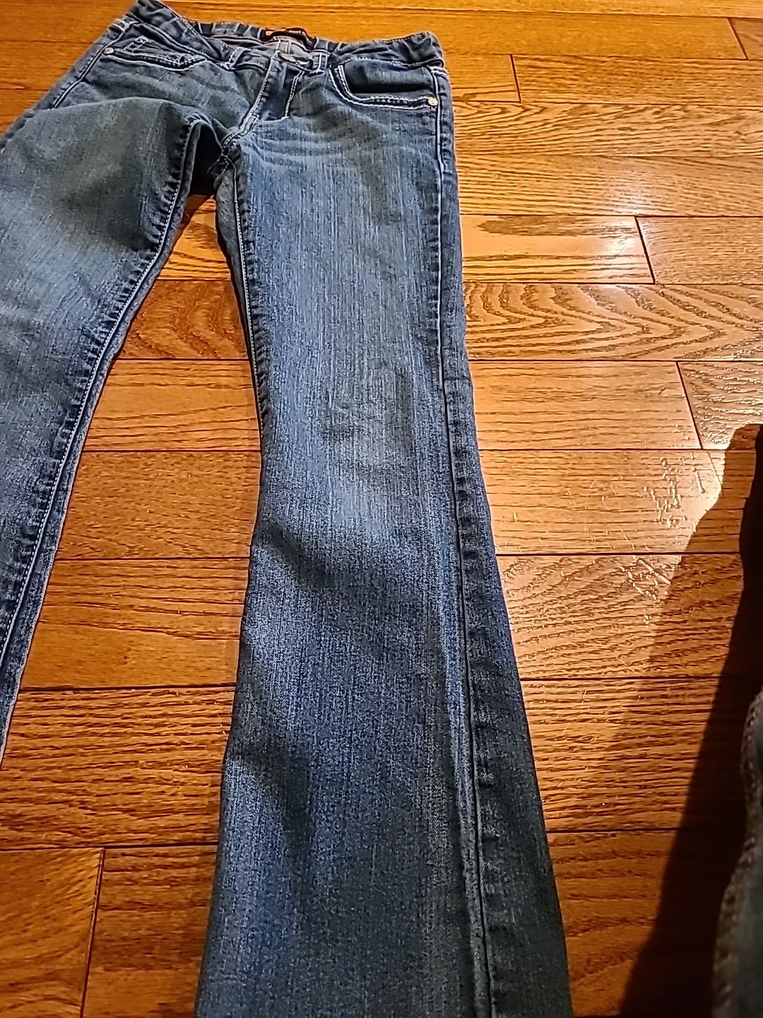 Picture 3 of 21