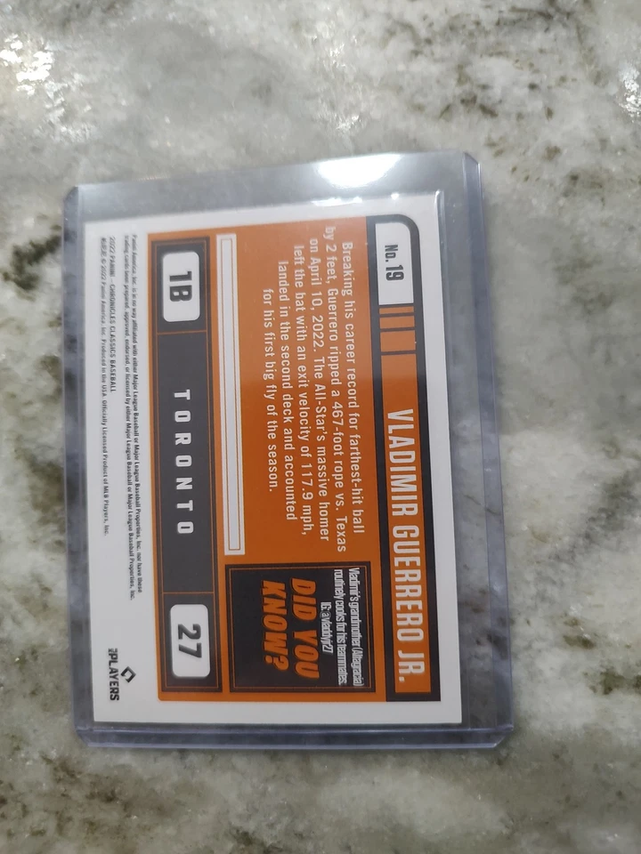 2022 Panini Chronicles /100 Classics Red #19 Vladimir Guerrero Jr. (Blue Jays) - Image 2 of 2