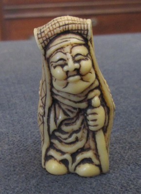 Vintage Asian Netsuke Resin Figurine 2'' Tall