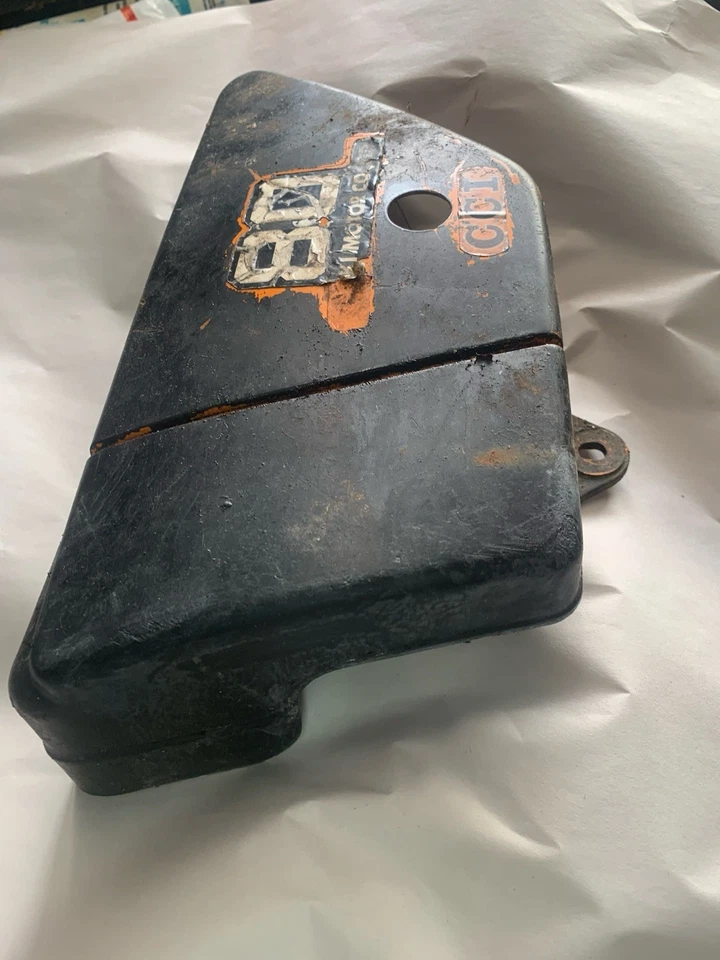 Suzuki DS80 1978 1979 PAINEL DE TAMPA LATERAL ESQUERDO 47211-46400-05M S34 - Imagem 3 de 4