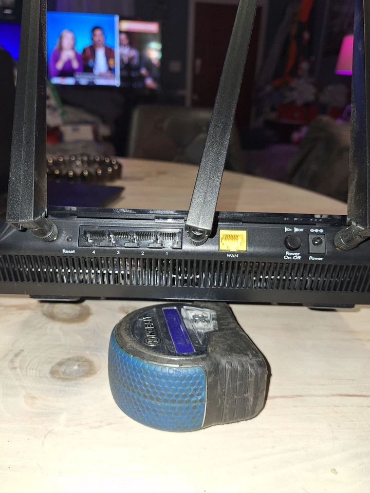 Netgear Nighthawk AC2600 Smart WiFi Router (R7450) - Image 2 of 4