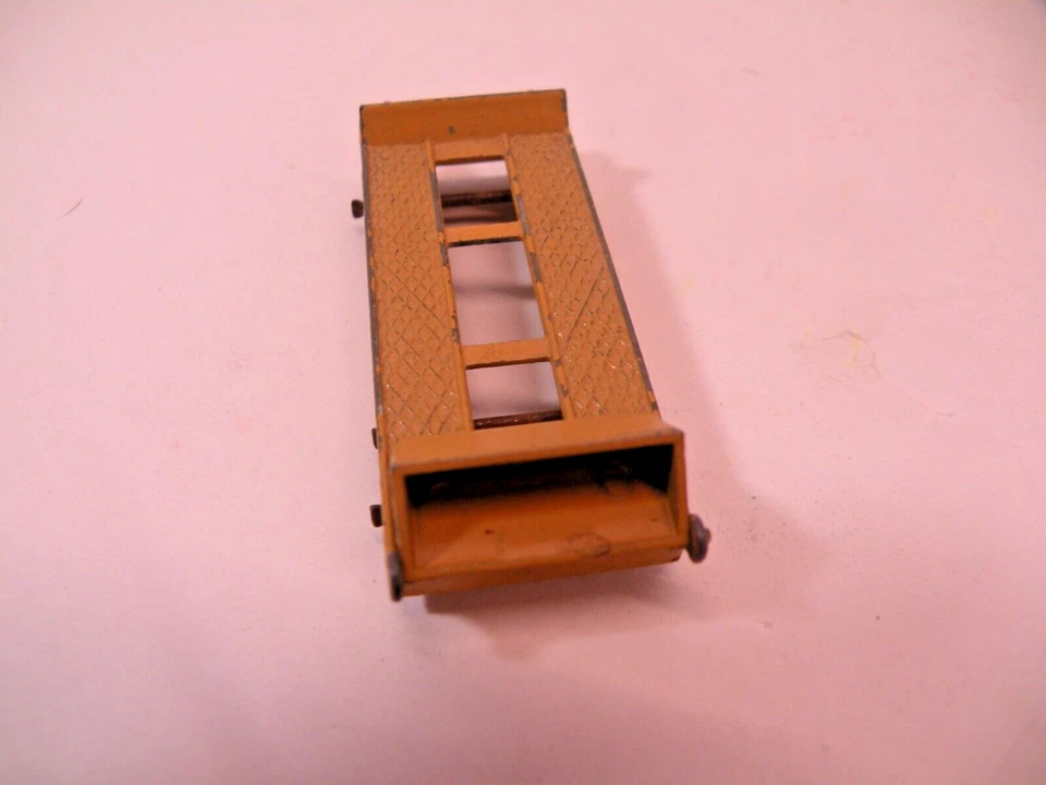 Moko Matchbox #16A Atlantic Trailer 1950's Genuine No Box - Image 3 of 4