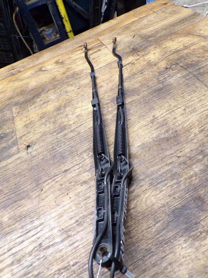 96-14 GMC VAN SAVANA 1500 JUEGO BRAZO LIMPIAPARABRISAS IZQUIERDA/CONDUCTOR DERECHO/PASAJERO Foto 4 de 4