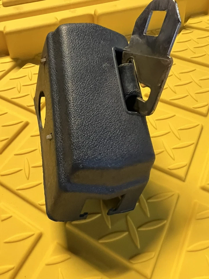 1974-79 LLINCOLNCONTINENTAL TOWN CAR ремень безопасности пассажирский передний правый - Изображение 3 из 4