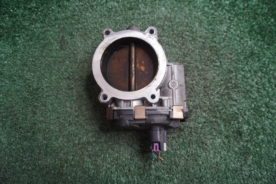 Chevrolet Tahoe 2011 2012 2013 carrocería del acelerador 5,3 L fabricante original 136 k millas S20019 Foto 2 de 4