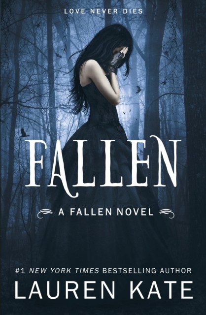 Fallen Book 1 of the Fallen Series by Lauren Kate (Paperback Book)