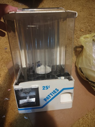 Series 3050 Peppermint Patties Vending Machine 25c