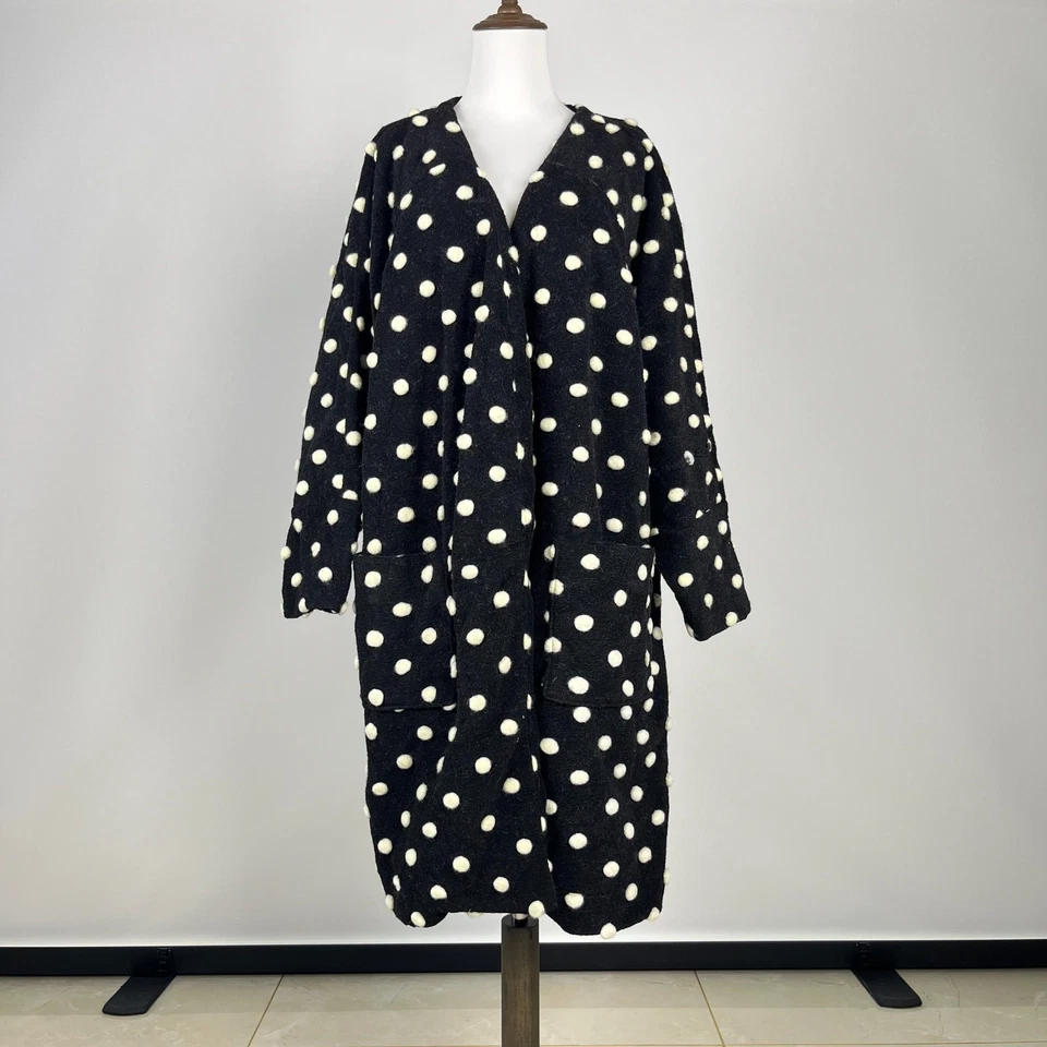 NUEVO SIN ETIQUETAS Farm Rio Negro Blanco Lunares Polar Cárdigan Mezcla Lana Abrigo Midi Talla L Foto 2 de 4