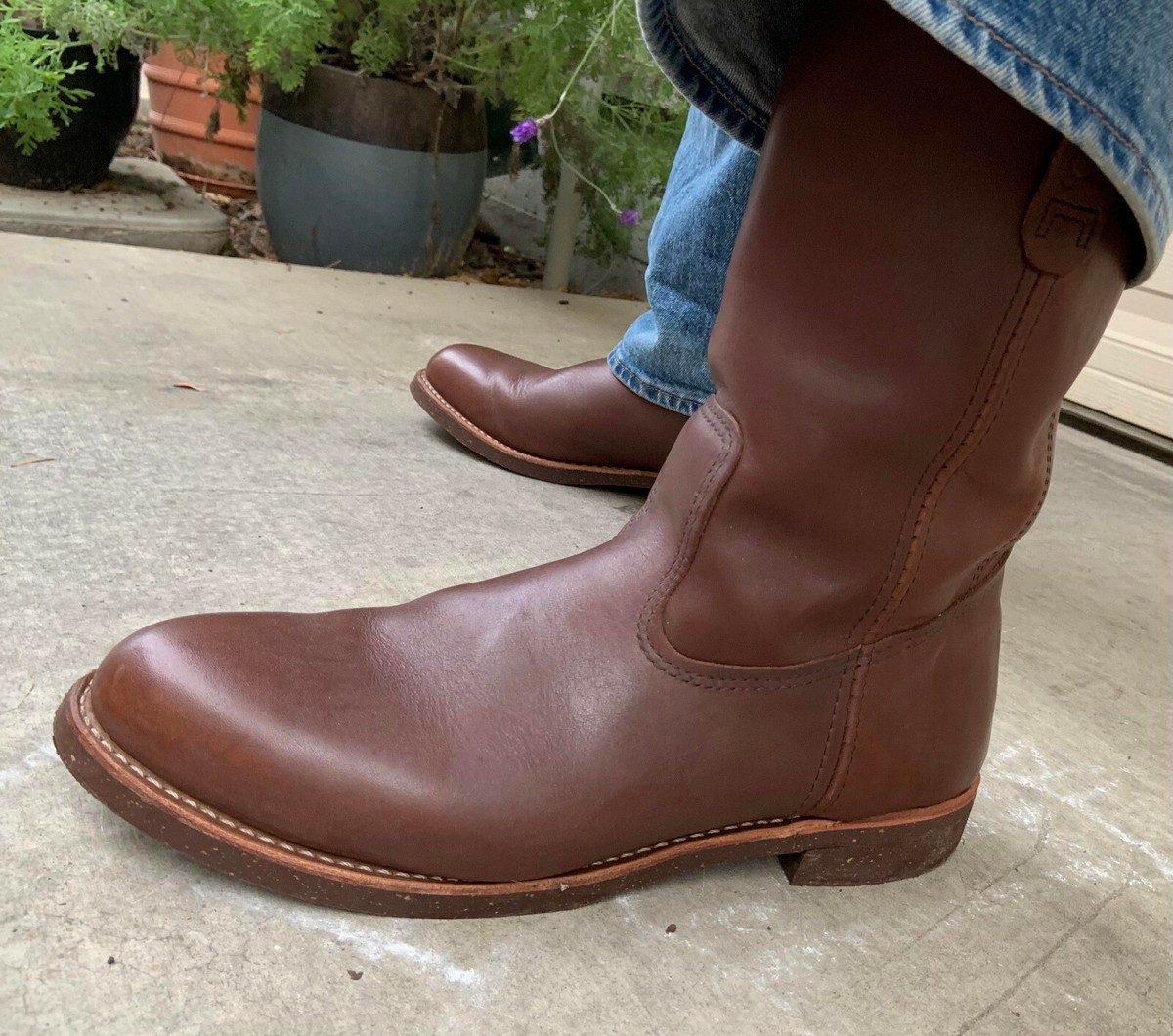 Red Wing 1178 Men's 11-Inch Pull-On Boot(Soft Toe, Slip/Oil Red Wing 1178 Men's 11-Inch Pull-On Boot(Soft Toe, Slip/Oil
