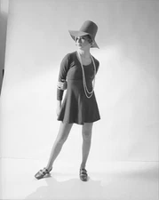 Vintage UNIDENTIFIED MODEL Original B&W 120 Film Negative