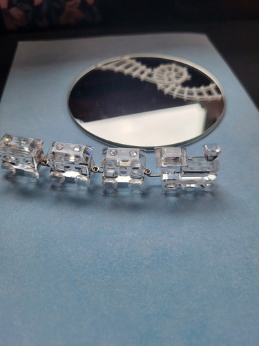 Swarovski crystal mini train #193014. Retired 2004. 4 pieces & mirror track. - Picture 4 of 12