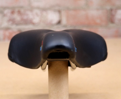 Selle De Vélo De Route Avocet O2 Air 40R Titane - Rail Titane, 219g, Occasion