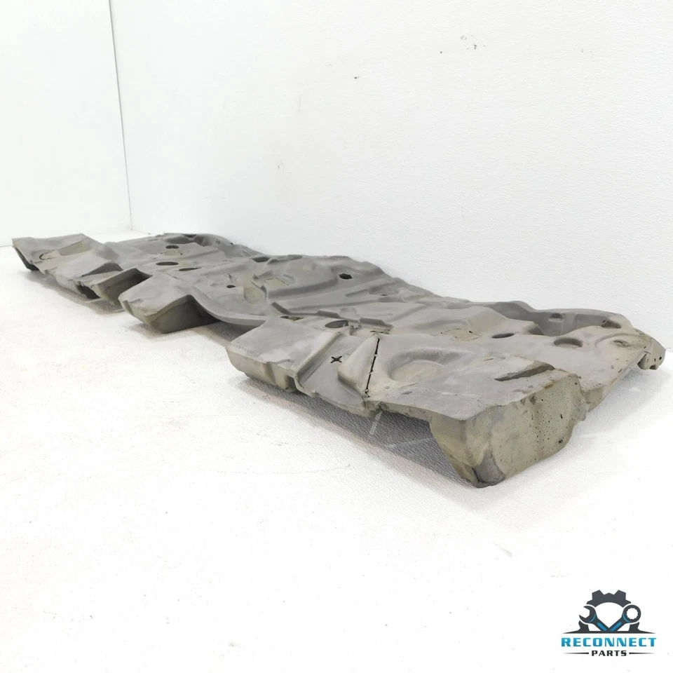 BMW 528i 535i M5 F10 2011-2016 panel de moldura superior trasero aislador OEM Foto 4 de 4