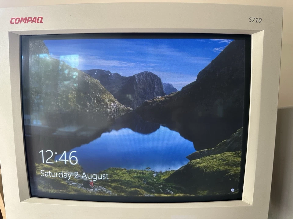 VINTAGE retro classic Compaq 17" CRT Monitor S710 Tested & Working as Pics Show - Image 4 of 4