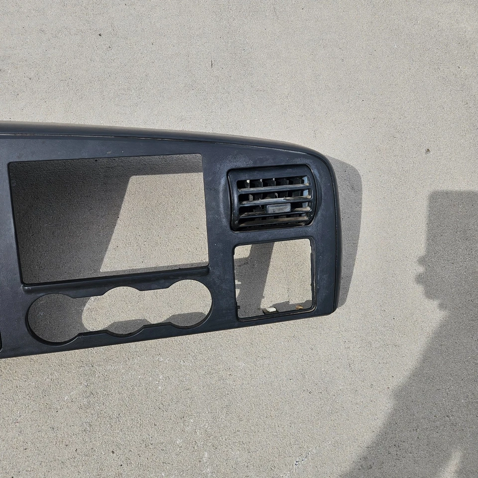 2005 - 2007 福特 F250 F350 Super Duty Dash Panel Cluster 圈黑色 — 第 4/4 张图片