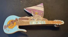 HARD ROCK CAFE MAUI GUITAR PIN