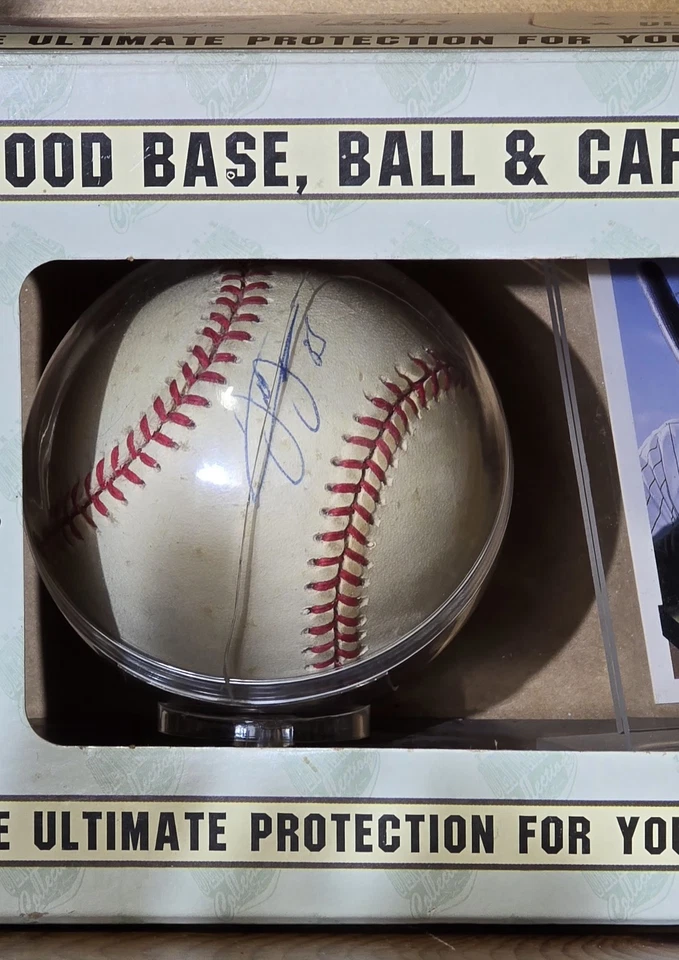 Frank Thomas Autographed Official Rawlings Baseball With Display & Card Holder - Image 3 of 4