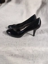 Coach And Four Black Faux Leather Patent Pump Heels Size 9