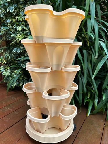 5 Tier Vertical Garden Stackable Planters – Mobile Tray with wheels - Picture 47 of 141