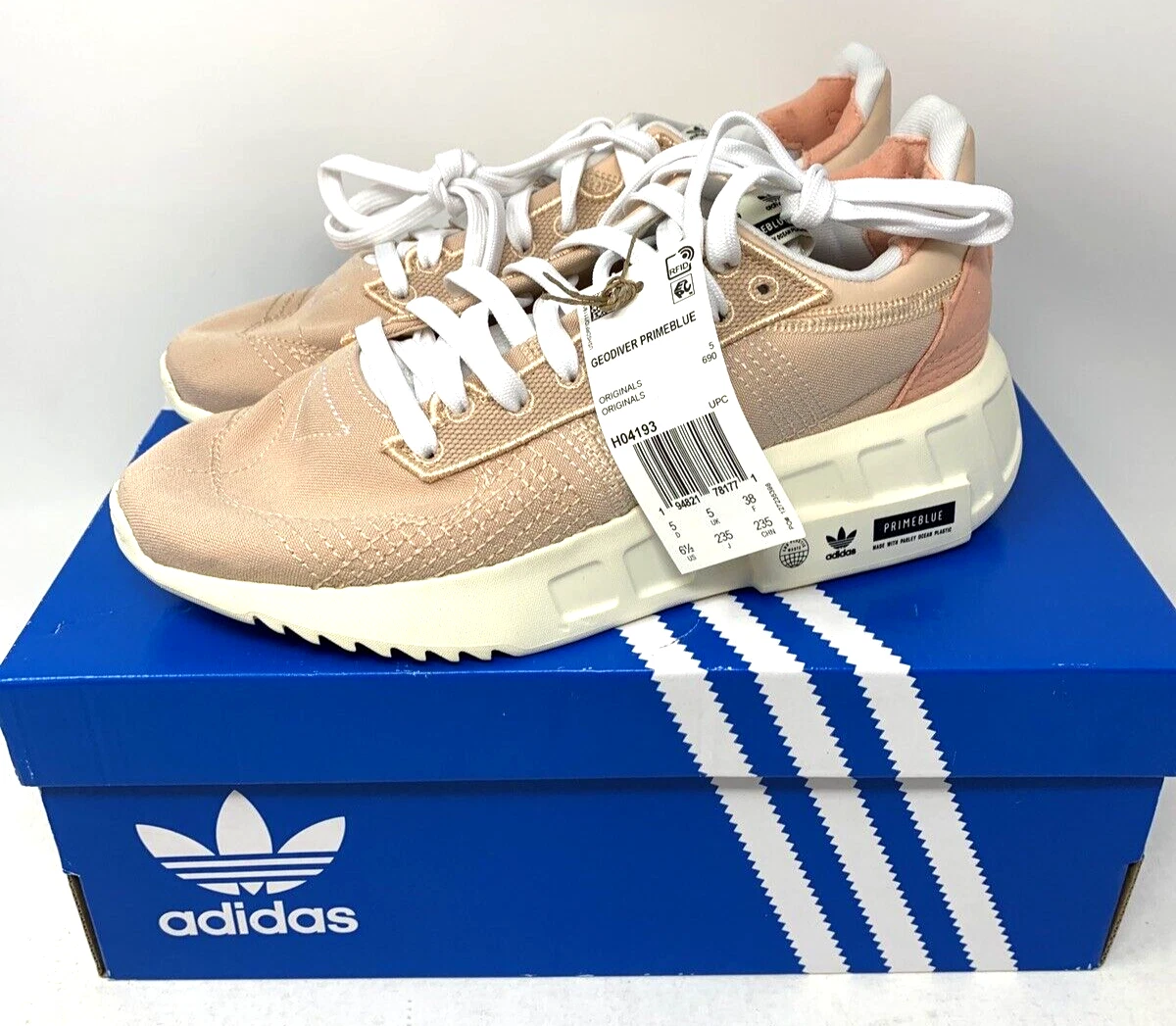 Blush colored hotsell adidas