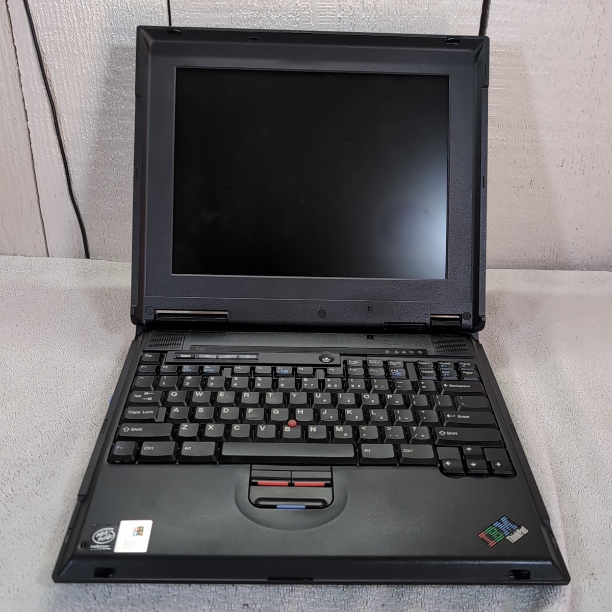 Windowsノート本体 IBM ThinkPad R31 2656-8FJ WindowsMe ThinkPad R31 2656-M6J IBM | インバースネット株式会社