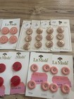 Vintage Pink And Red Buttons La mode, Le bouton, La. Petite, Streamline, Lansing — photo 2