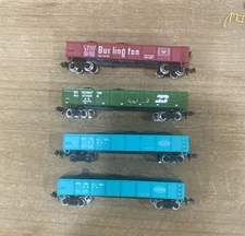 N Scale Lot of 4 CB&Q ,Burlington Northern, NYC Coal Cars