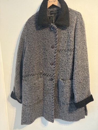 Geoffrey Beene, Geoffrey Beene 80% Wool Coat Size Large 16-18 Designer Coat Vintage