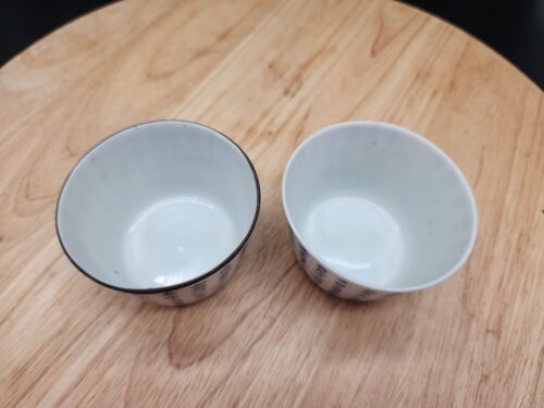 Chinesische blau und weiß Teeschale Tasse Kalligraphie x 2 - Bild 2 von 15