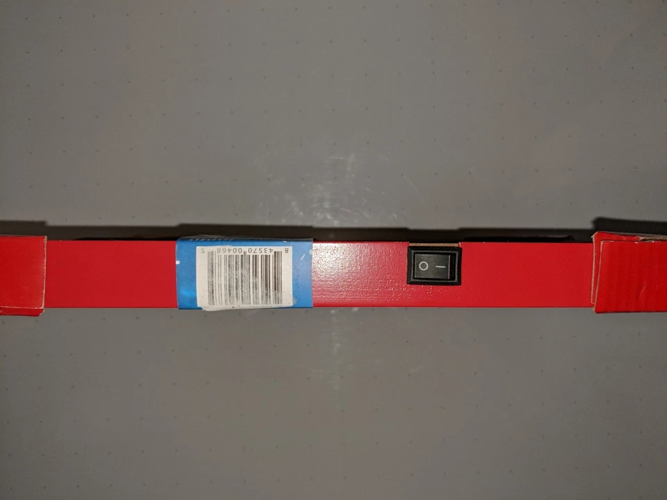 Luz de pared Superhéroe Globox - Hulk, Iron Man o Capitán América  Foto 3 de 4