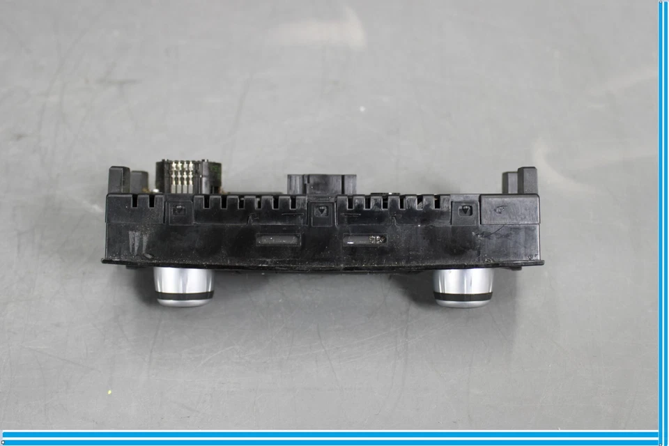 BMW 550I GT XDRIVE 2011-2017 - Climatizador de aire acondicionado trasero/unidad de temperatura 9245277 Foto 4 de 4