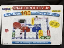 ELENCO Snap Circuits Jr.� 100 Experiments Electronics Discovery Kit