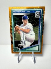 2025 Panini Donruss Optic Rated Prospect Prizm Trey Yesavage #163 Blue Jays