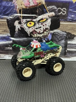 Monster Jam Zombie Green Tan Boneyard Loose Truck 1/64 Diecast Biker Wheelie Bar