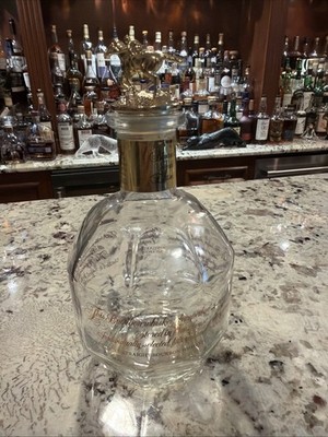 Blanton s Gold Edition Bourbon Whiskey Empty Bottle w/ ''L'' Gold Topper