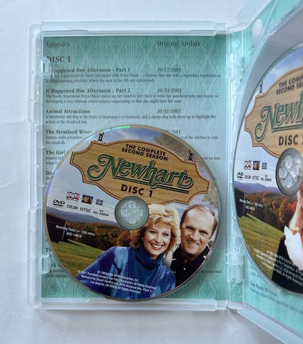 NEWHART The Complete Second Season 2 (1983-1984) | 2001 3-Disc DVD Set - Picture 3 of 5