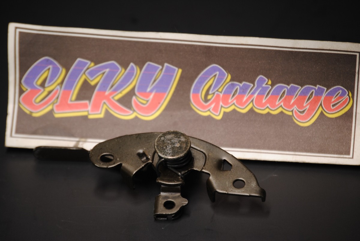 89-98 S13 S14 240SX Trunk Latch Gas Cap Fuel Door Hand