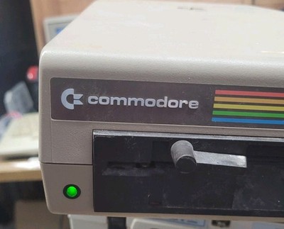 Commodore 1541 Disk Drive - Runs Does Not Read