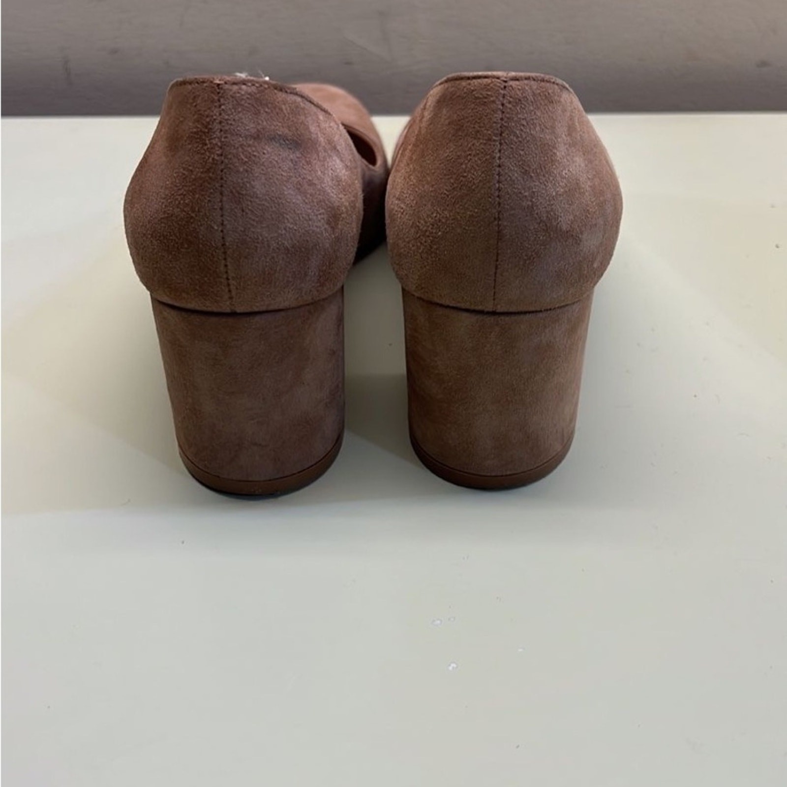 Gianvito Rossi Tan Suede Heels Made in Italy Elegant heels EU 37 Excellent image 7