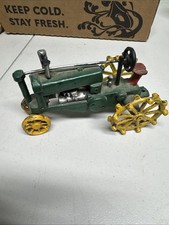 Vintage Cast Toy Green Tractor Toy Decoration
