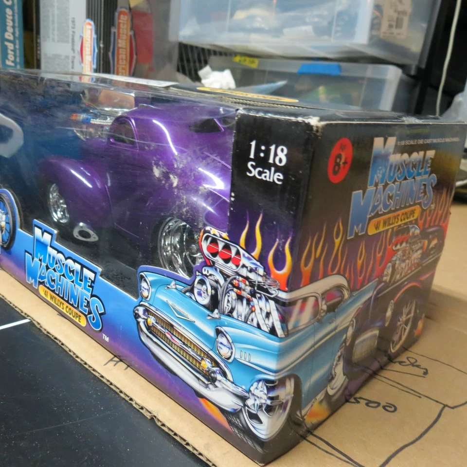 FREE SHIPPING New 1:18 Muscle Machines '41 Willys Coupe Purplre 2001 Funline - Image 3 of 4