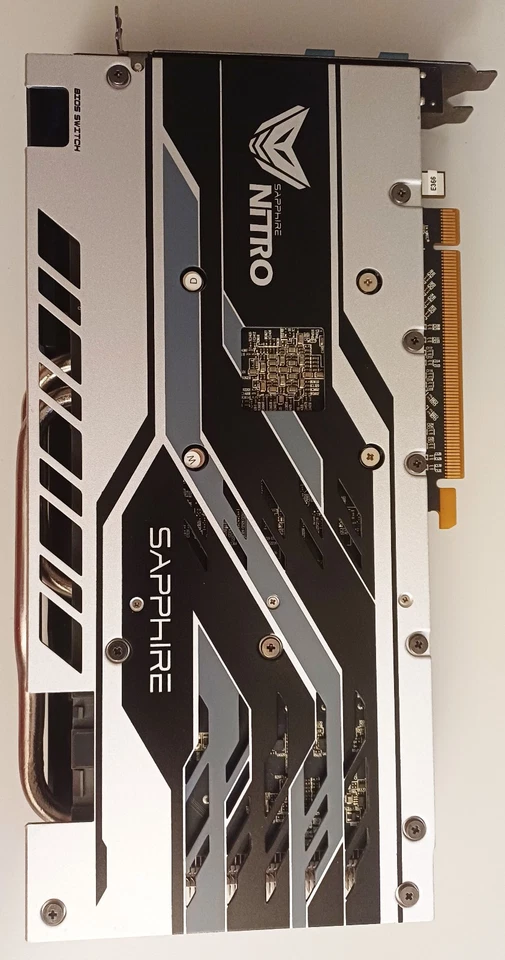 SAPPHIRE PULSE Radeon RX 570 8GB GDDR5 Scheda Video (11266-36) - Immagine 2 di 4