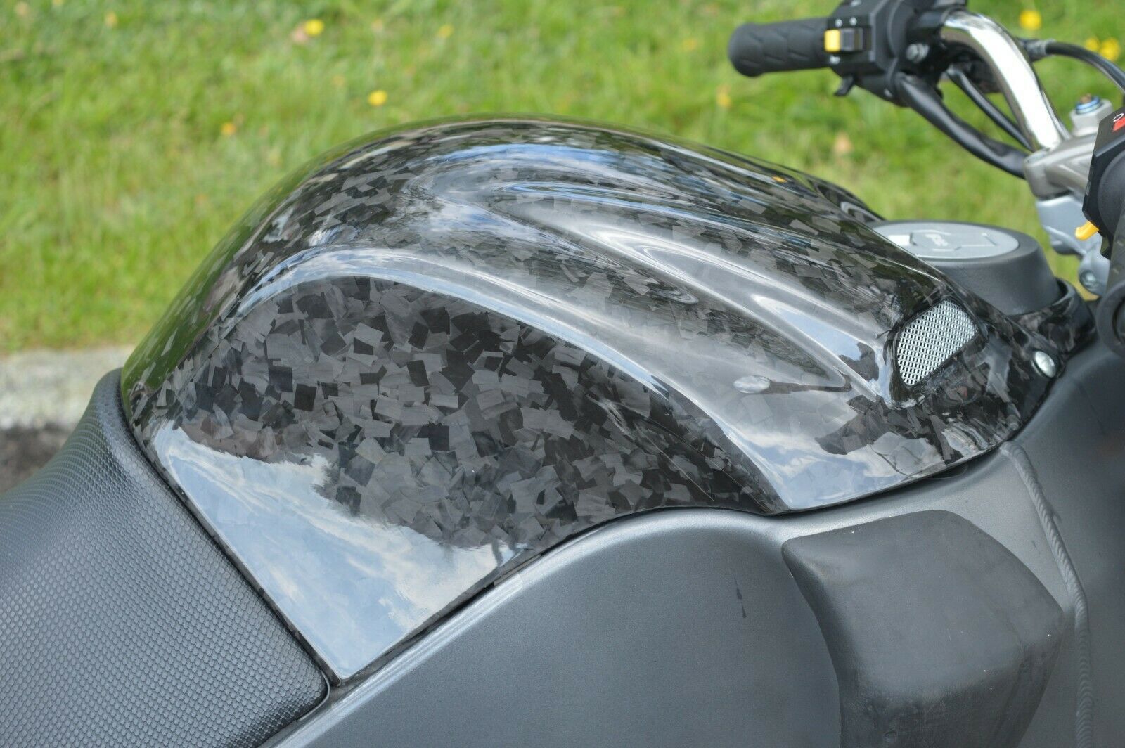 Coque de réservoir Buell XB9R XB12R 1125 en carbone forgé noir