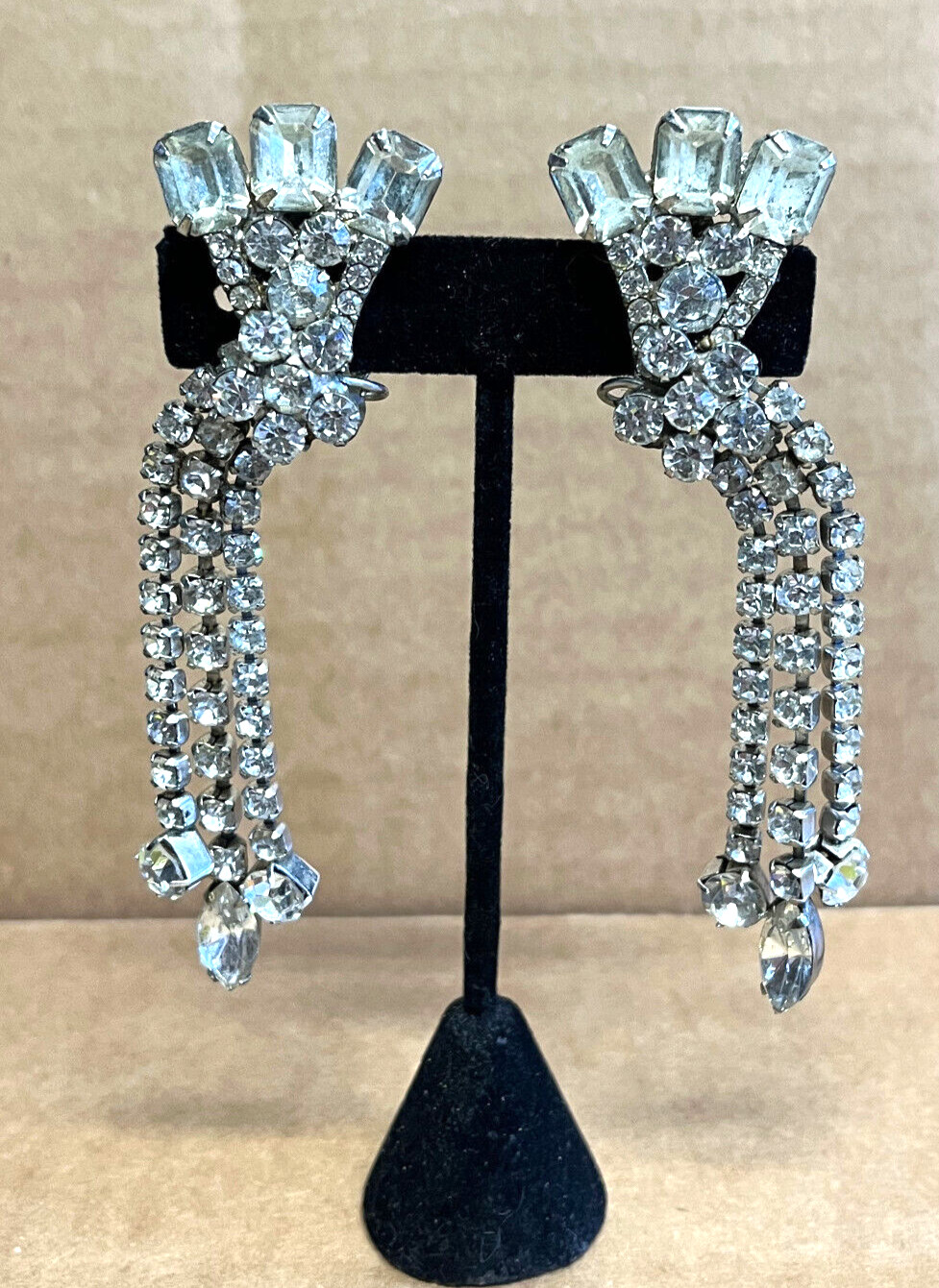 Vintage Unsigned Clear Unsigned Rhinestone Dangle… - image 1