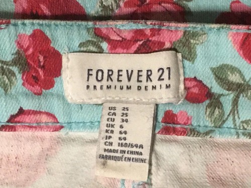 FOREVER 21 Pastel Floral Denim Jean Powder Blue Shorts Women’s Size 25 US - Picture 4 of 7