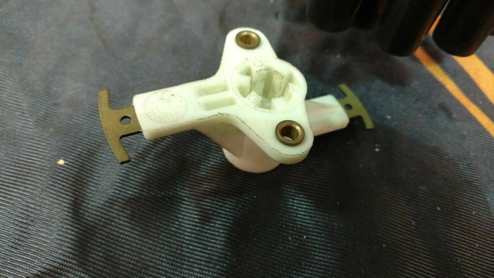 LAMBORGHINI DIABLO DISTRIBUTOR CAP AND ROTOR NEW OEM 001627728  