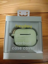 Heyday Earbud Case Cover Matcha Light Green Silicone with Keychain Clip