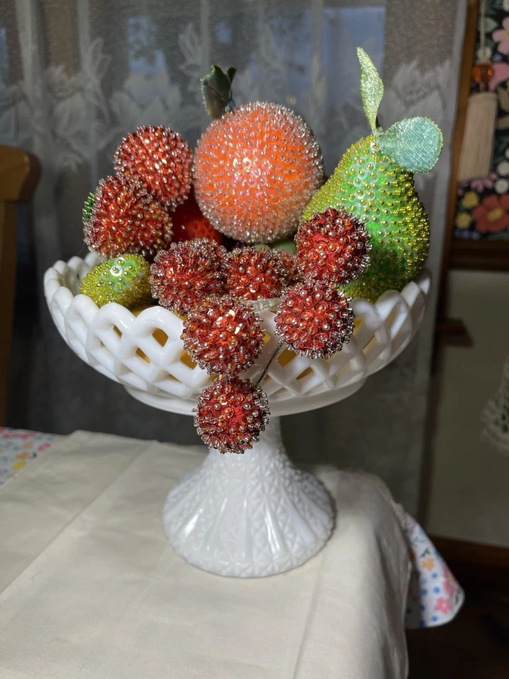Prendedor vintage de mediados de siglo arreglo con lentejuelas decoración de frutas hecho a mano 30 piezas MCM Foto 4 de 4