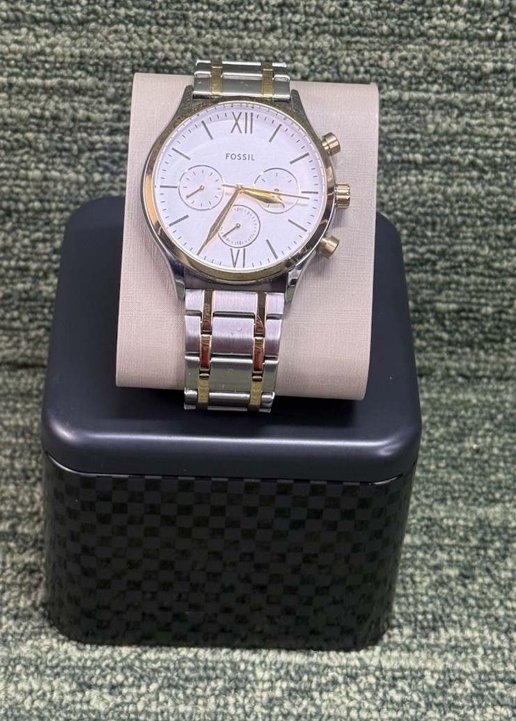 Authentic Fossil Fenmore Gold Silver Two Tone Chronograph BQ2698