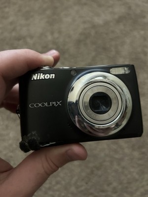 Nikon Coolpix L22 Black 12 MP-Digital Camera